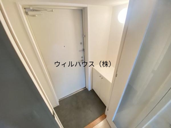 玄関　シューズボックスあり！