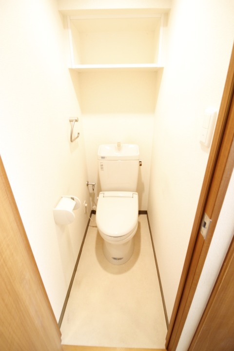 トイレ　別部屋参考写真