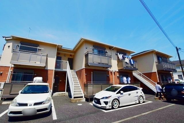 建物外観　★★コンビニ・スーパー徒歩５分以内★★