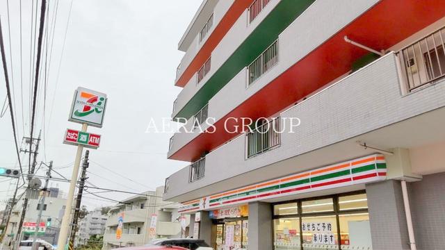コンビニ　セブンイレブン川崎百合丘店（コンビニ）まで580m
