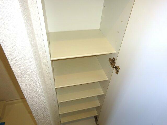 収納　シューズBOX