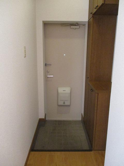 メゾンサンパティーク Aの玄関写真