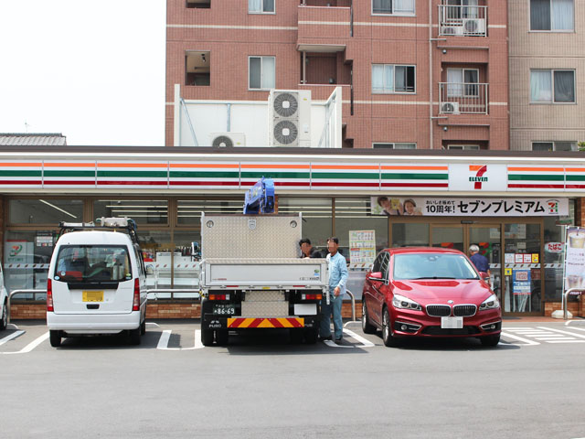 コンビニ　セブンイレブン 北区西ヶ原3丁目店（コンビニ）まで428m