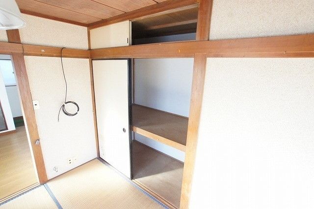 収納　￣みつわマンション￣