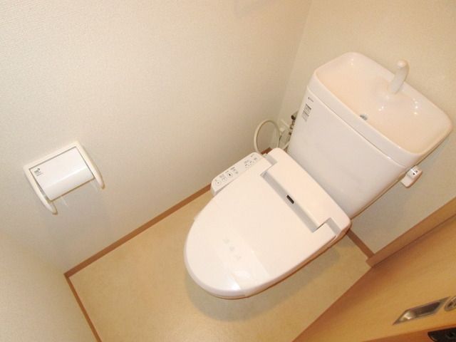 トイレ　★ウォシュレット★