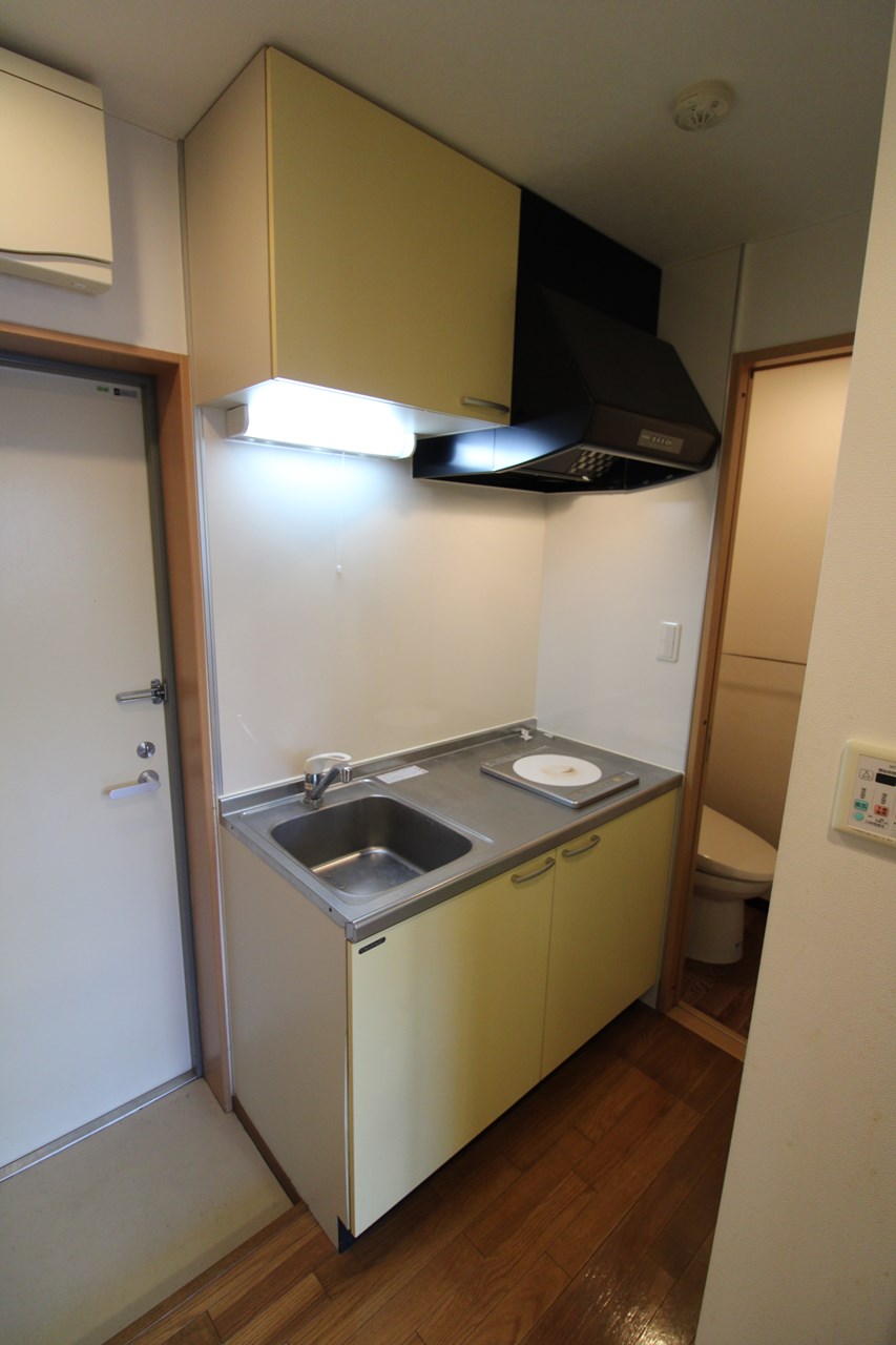 キッチン　※同物件、別部屋になります。