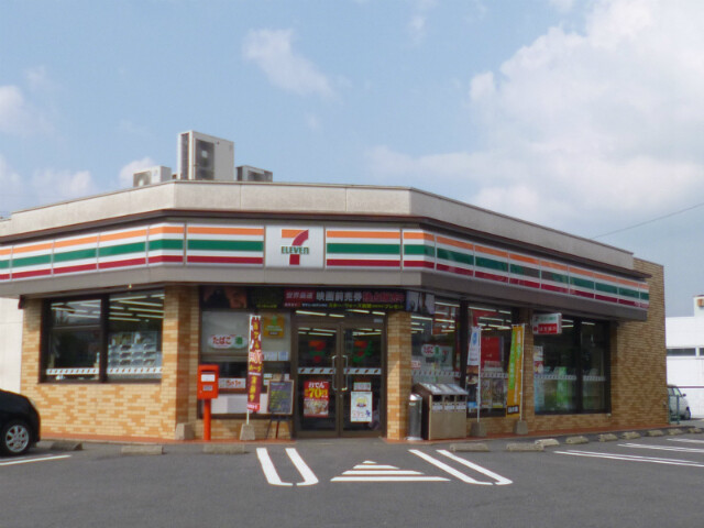 コンビニ　セブンイレブン武雄バイパス店（コンビニ）まで1320m