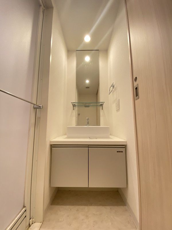 洗面設備　別タイプ部屋　参考写真です