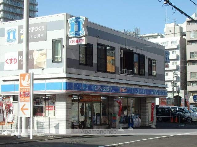 コンビニ　ローソン（コンビニ）まで302m