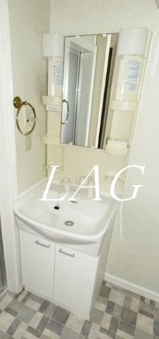 洗面設備　独立洗面台です。