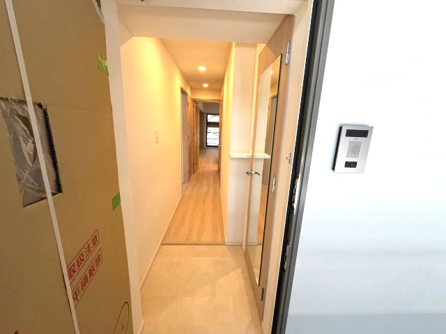 その他　写真は、他部屋の同間取りです(現況優先)
