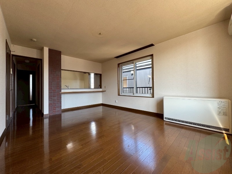 居室・リビング　広くてキレイなお部屋が広がっていて、充実した生活が送れそう。