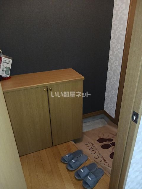 アルト6の玄関写真