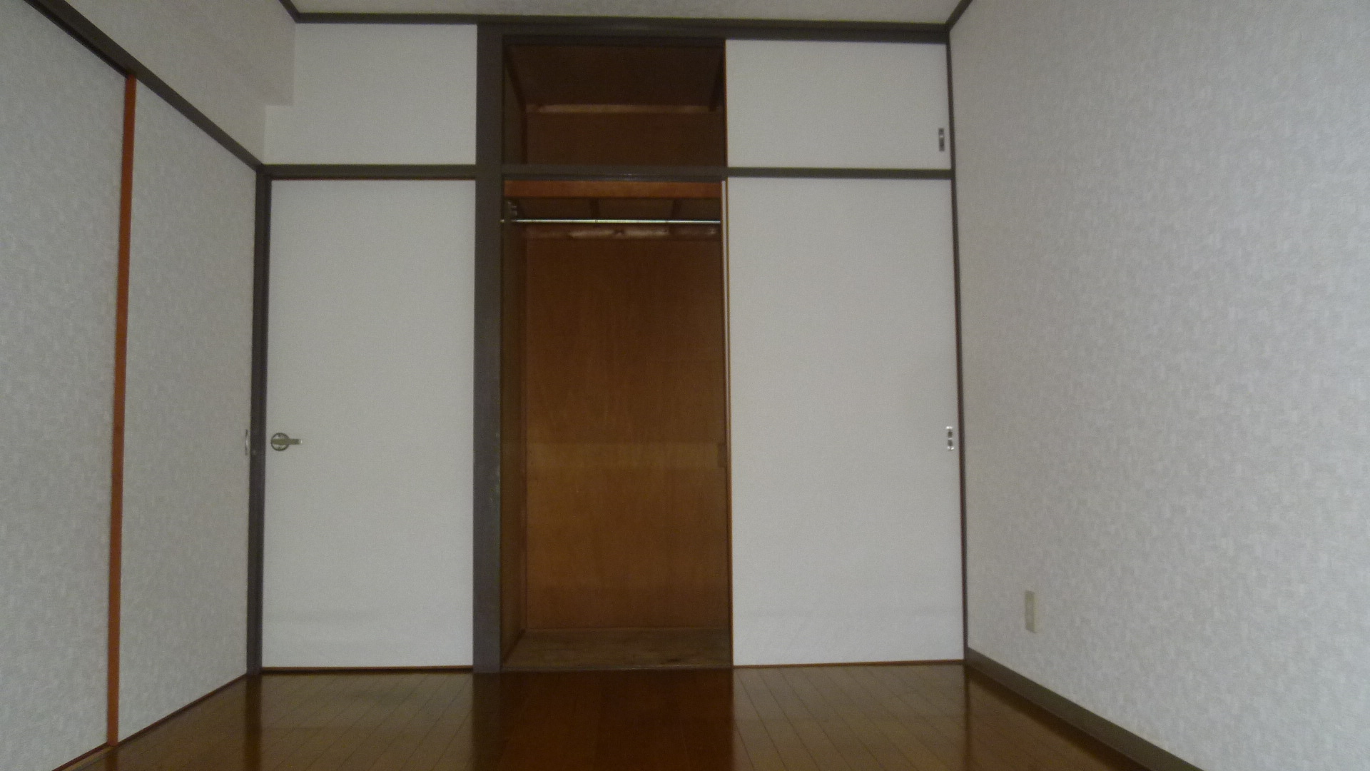 シャトー青梅の内装写真