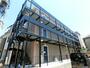 建物外観　白が基調の明るい室内！広々！