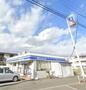 コンビニ　ローソン東大阪花園桜通り店（コンビニ）まで374m