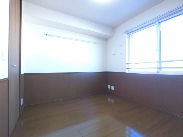 ＪＲ内房線 袖ケ浦駅 バス乗車時間：19分 最寄りバス停で下車 徒歩2分 3階建 築13年の内装写真