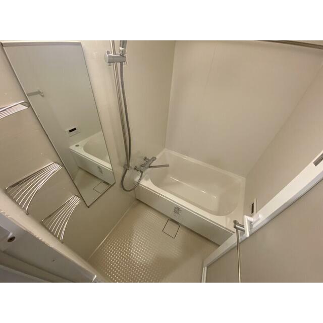 ONE ROOF RESIDENCE TAMACHI 部屋番号:210の風呂写真