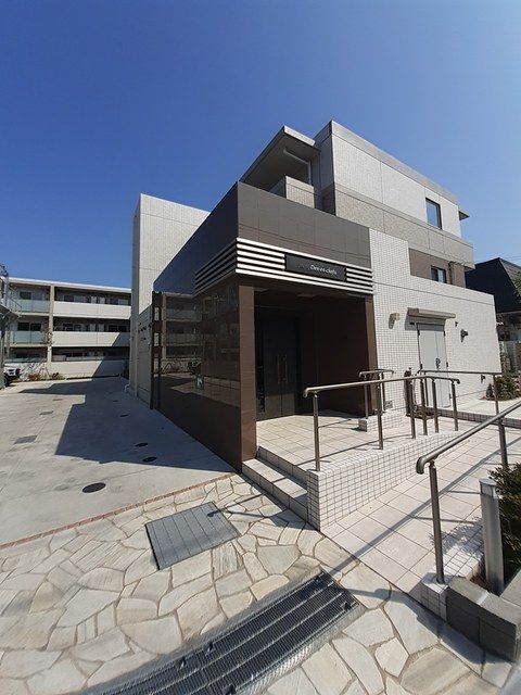 建物外観　落ち着いた雰囲気の外観です