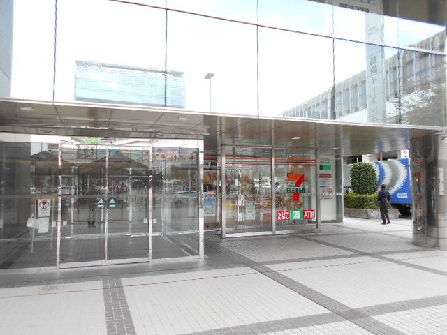 コンビニ　セブン-イレブン高崎駅東口店（コンビニ）まで1194m