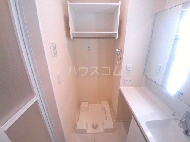 セレスティア助光 D棟の玄関写真