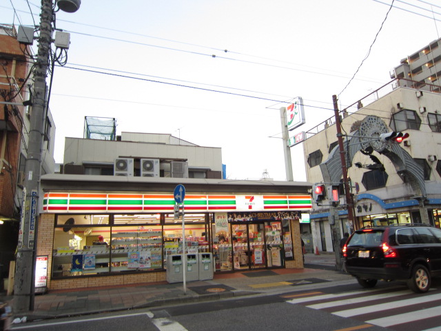 コンビニ　セブンイレブン川口幸町店（コンビニ）まで155m
