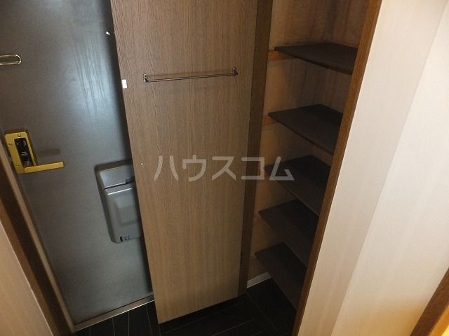 マルシェ・コーネンの玄関写真