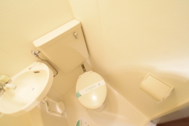 トイレ　清潔感のある洋式トイレです☆