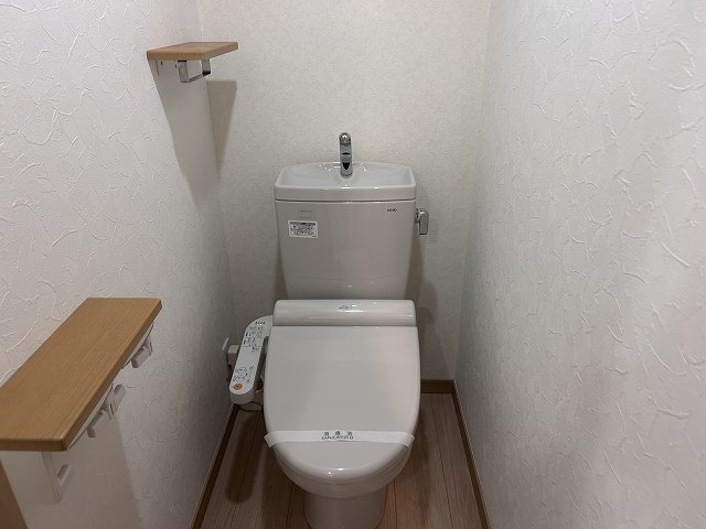 トイレ　トイレ