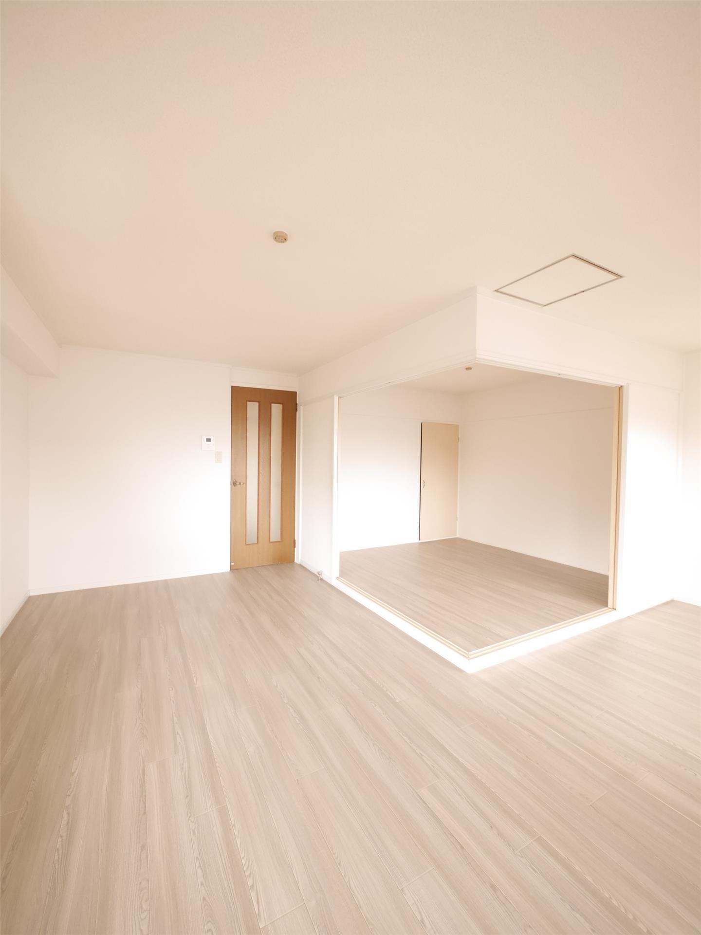 シェリール井堀通りの居間写真