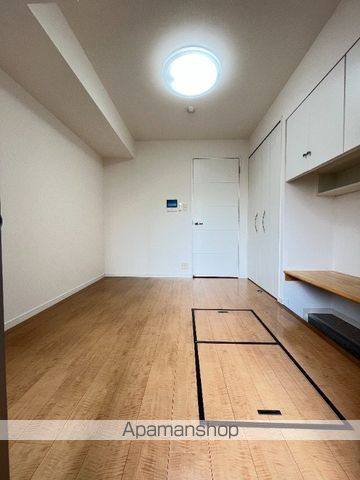 ラクラス木場公園の居間写真