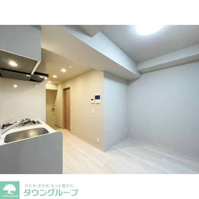 ORSUS赤羽イーストの居間写真