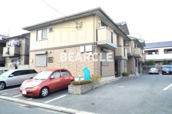 建物外観　外観は落ち着いています