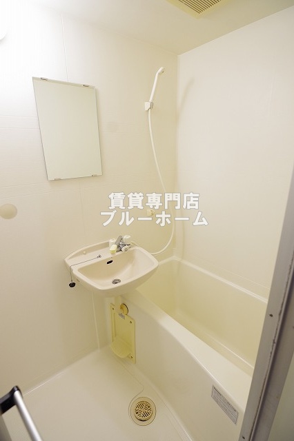 バス・シャワールーム　清潔なお風呂です！