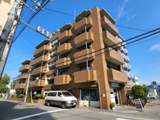 建物外観　通気性の良い居室です♪