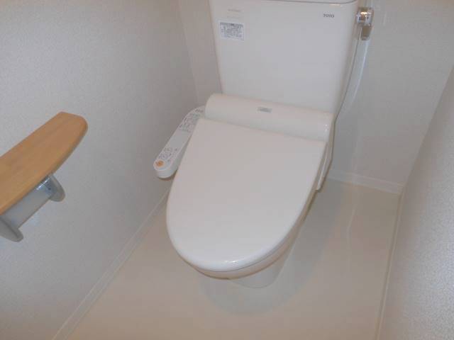 シャーメゾン 緑橋のトイレ写真