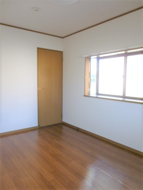 収納　イメージ　6帖寝室！収納もあります(^O^)♪