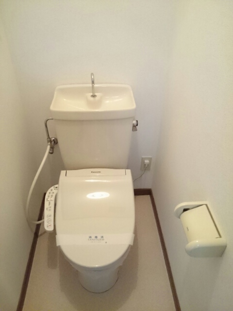 【アマリュ－ジュＦ・Ａのトイレ】