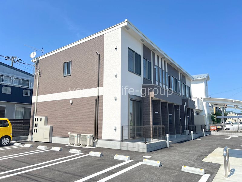 【足柄上郡開成町延沢のアパートの建物外観】