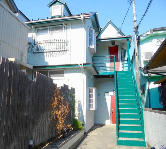 建物外観　落ち着いた雰囲気の外観です