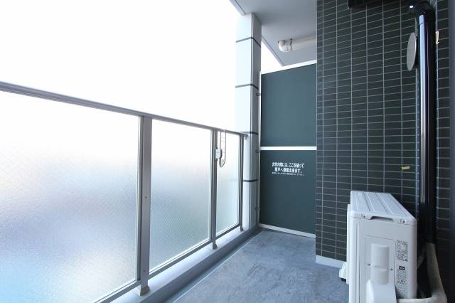 バルコニー　広く使えるバルコニーです