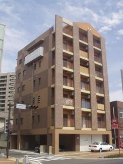 建物外観　お得に住まいをお探しするなら不動産すまラボにお任せ下さい♪