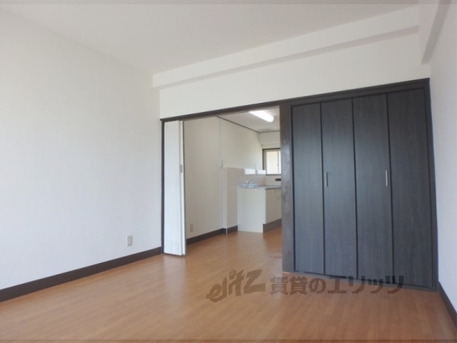 居室・リビング　洋室