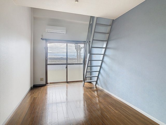 居室・リビング　2025年9月撮影※現況を優先します。