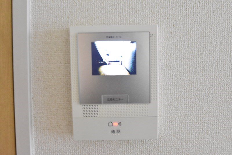 セキュリティ　モニター付きインターホン完備♪