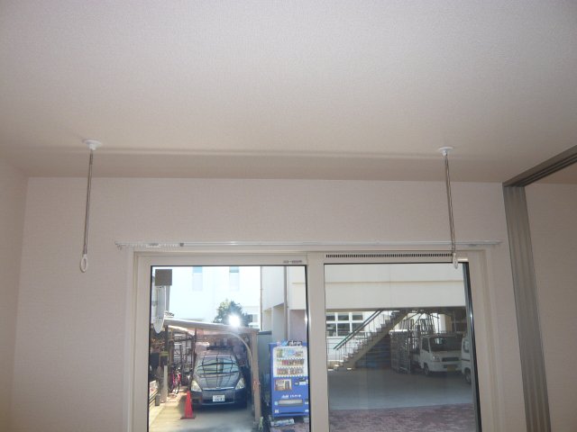 その他設備　室内物干し竿