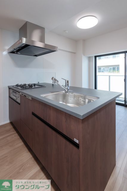 キッチン　※写真は同タイプ住戸です。