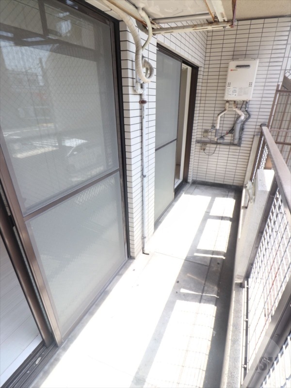 バルコニー　ベランダ