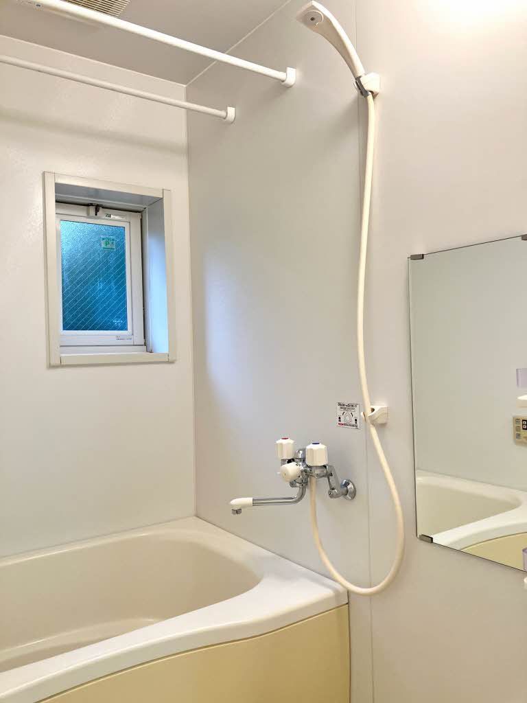 バス・シャワールーム　浴室