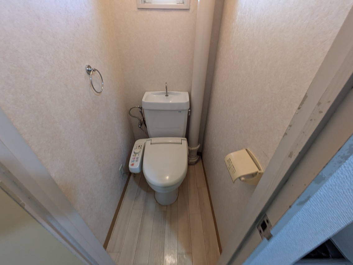トイレ　2024年11月撮影※現況を優先致します。